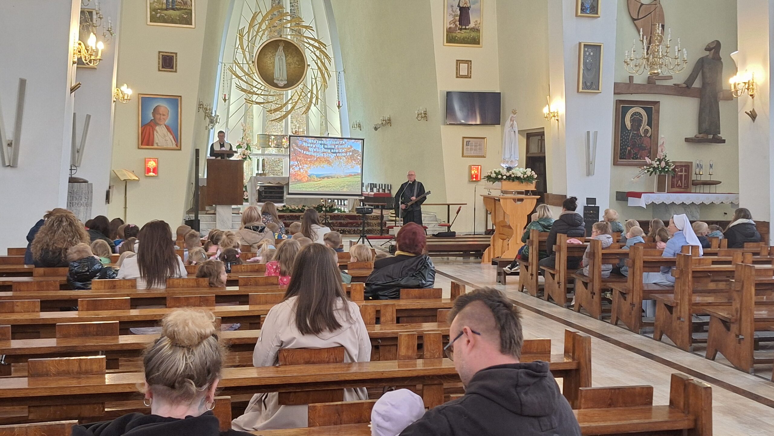 16.05.2025 – Nauka dla dzieci przedszkolnych i błogosławieństwo matek spodziewających się potomstwa