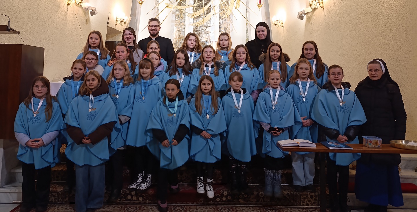 Przyjęcie do Dziewczęcej Służby Maryjnej